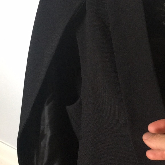 Cape Jacket - Picture 2 of 5